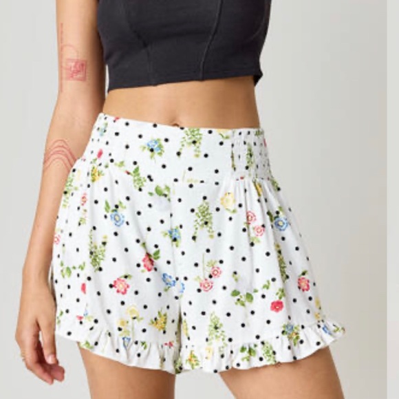 JENNIE POLKA DOT FLORAL MIX SHORTS - Picture 3 of 10